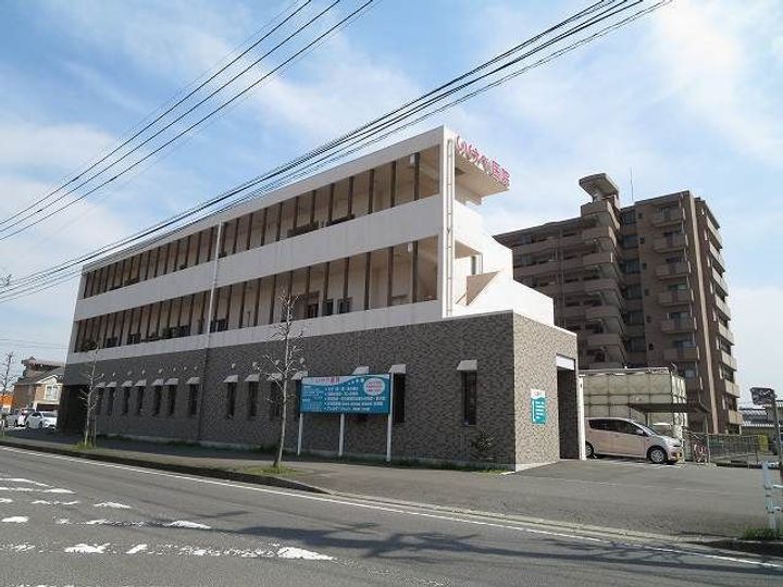 サントレンチホームズの周辺