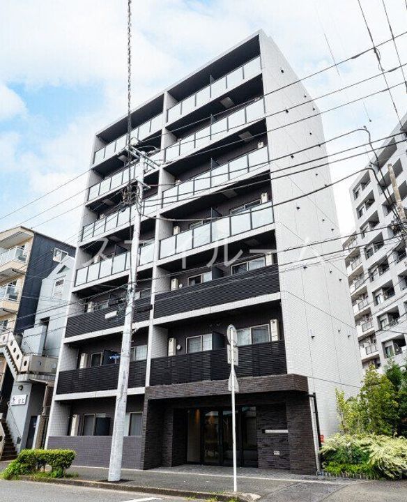 神奈川県横浜市鶴見区市場富士見町(マンション)の賃貸物件の外観