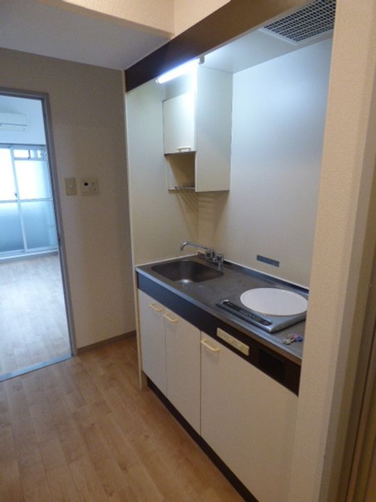 プロシード市川南のキッチン