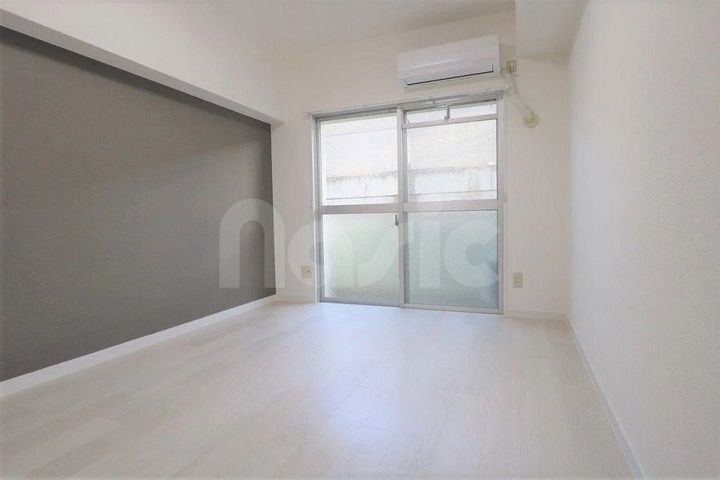 ルーク大石東の居間