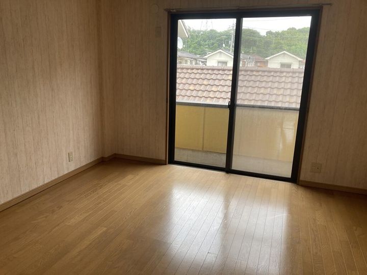 プレオ村上の居間