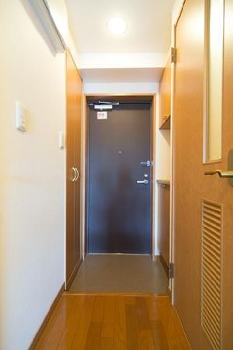 アミカル・エフの玄関