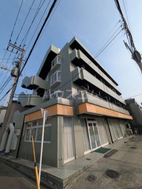 クロノス新綱島の外観