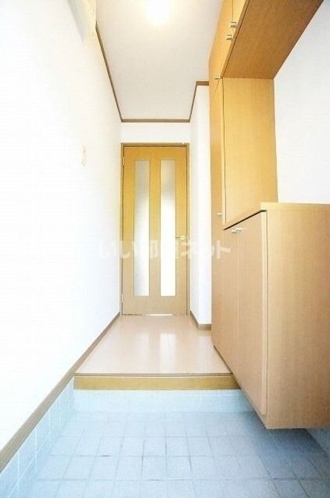 ユニコーン オブ クリスタルの玄関