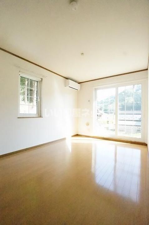 ユニコーン オブ クリスタルの居間