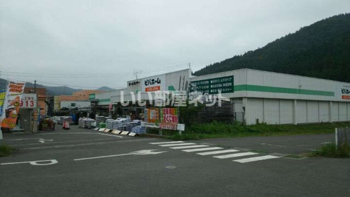 ユニコーン オブ クリスタルの周辺