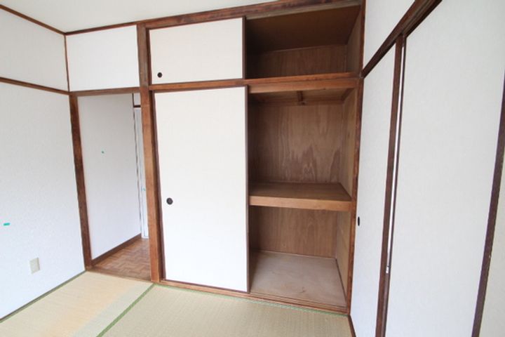 河原マンションの内装