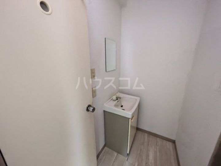 センチュリー三鷹の内装