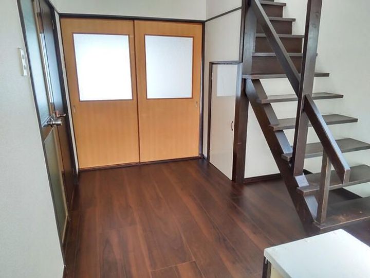 兵庫県神戸市東灘区住吉山手8(一戸建)の賃貸物件の居間