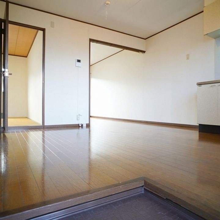 ファミーユいしのの玄関