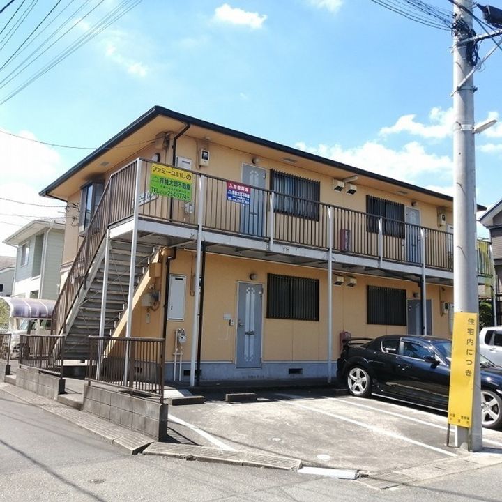 ファミーユいしのの外観