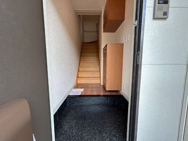 フレグランスさくらの玄関
