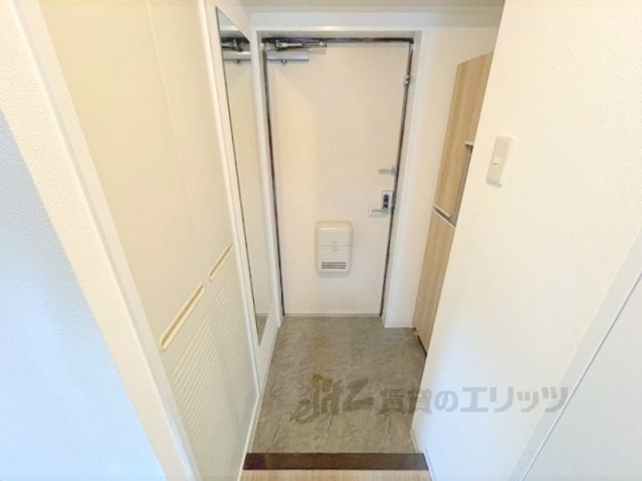 フェルザ長田の玄関