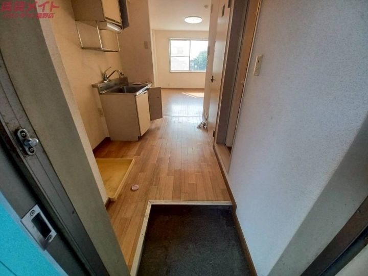 グリーンハウスの玄関