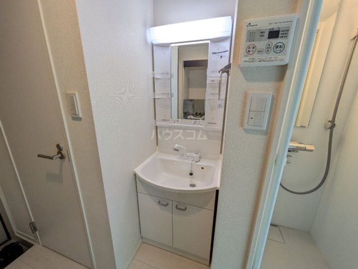 Amen Corner 堀切の内装