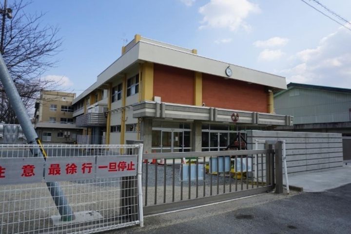 エルズガーデンフィオーレの周辺