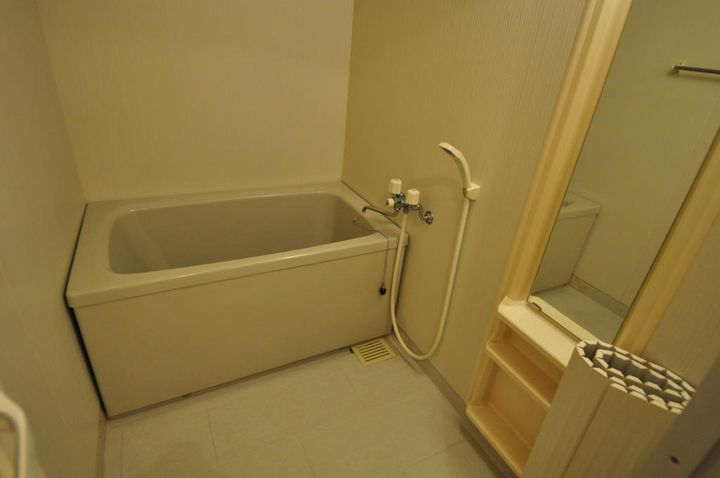 イースト倉吉壱号館の風呂