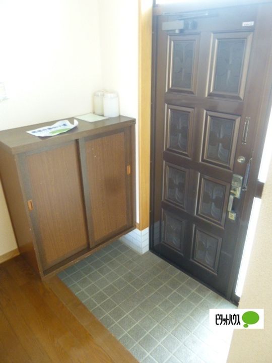 神奈川県小田原市曽我原(一戸建)の賃貸物件の玄関