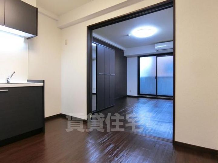 アイカーサ富小路の内装