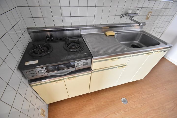 広島県広島市中区小町(マンション)の賃貸物件のキッチン