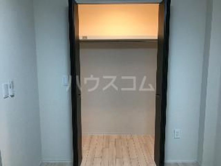 スレッド (日高市上鹿山マンション新築工事)の内装