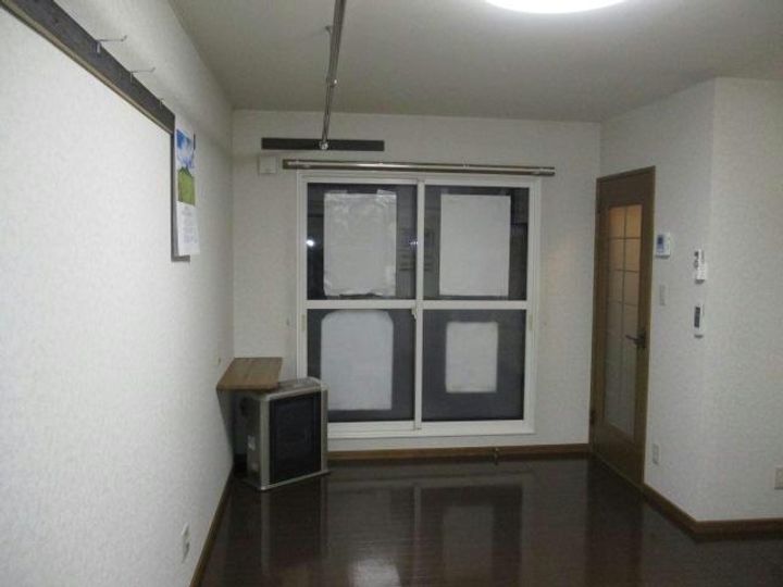 スカイハイツ大町2-2の居間