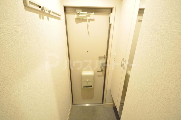東京都葛飾区東金町7(アパート)の賃貸物件の玄関