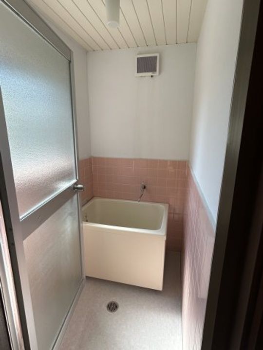 シャトークボタの風呂