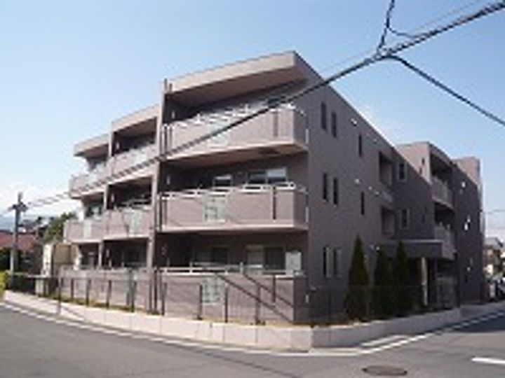 スマイルズの外観