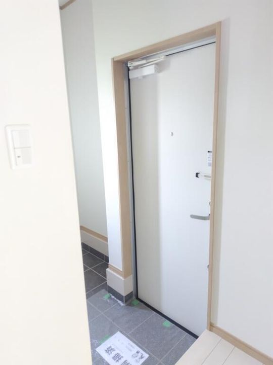 群馬県太田市下田島町(一戸建)の賃貸物件の玄関