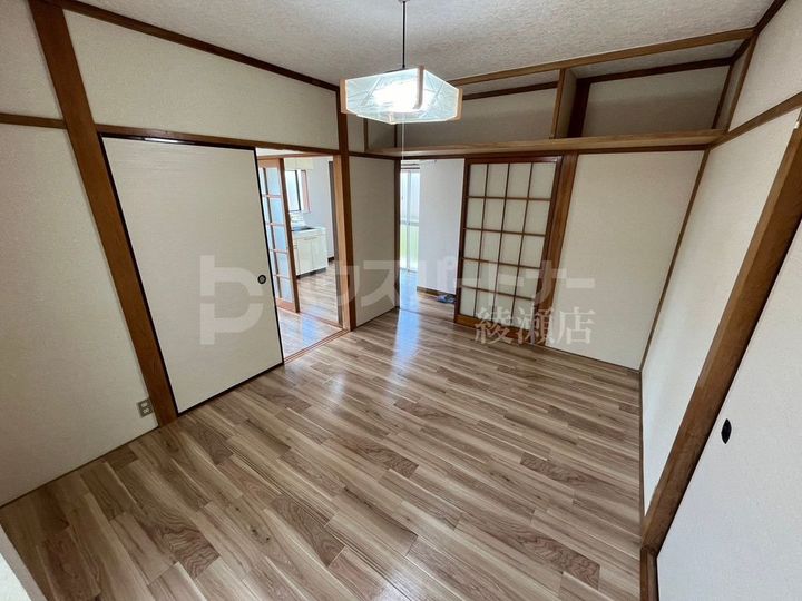 コーポサンフラワーの居間