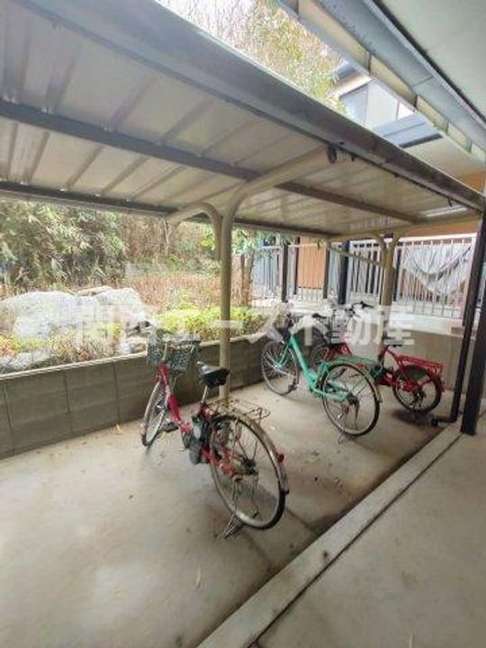 レオパレス枚岡ヒルズの地図