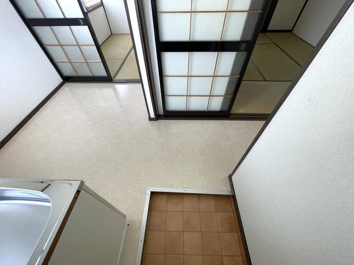 盛美荘の玄関