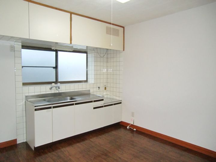 クレスト塚原のキッチン