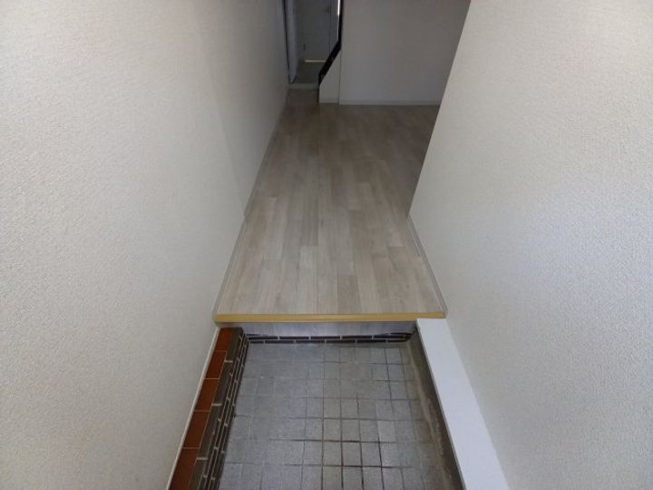 大阪府枚方市星丘1(一戸建)の賃貸物件の玄関