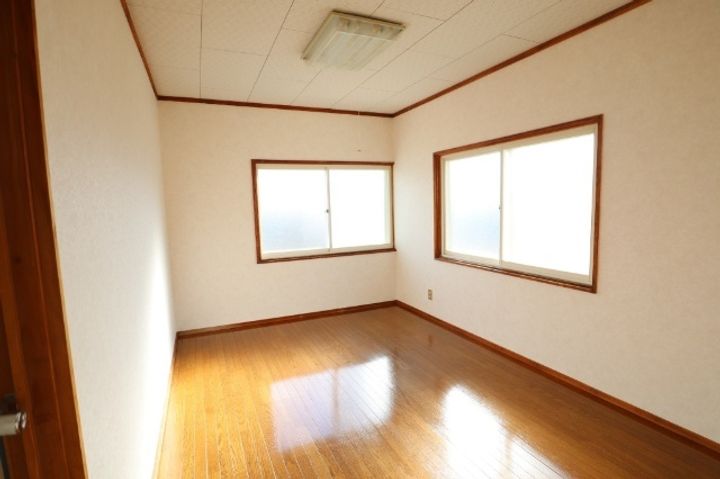 青森県八戸市青葉3(アパート)の賃貸物件の内装