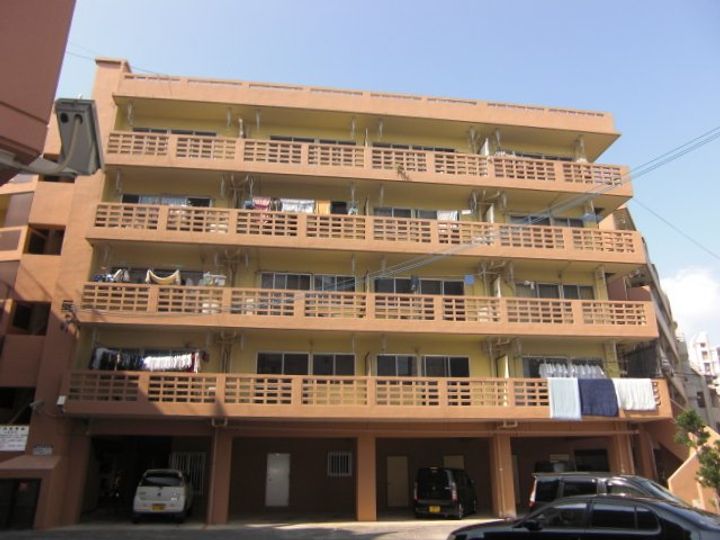 赤畑アパートの外観