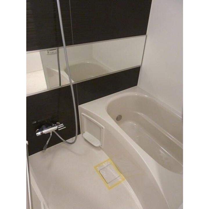 東京都杉並区下高井戸5の賃貸マンションの風呂