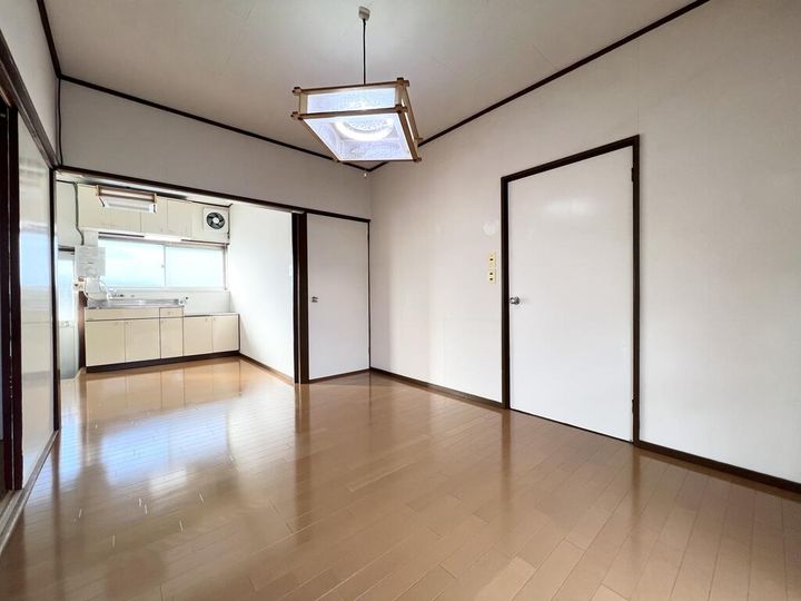 群馬県高崎市八千代町3(一戸建)の賃貸物件の居間