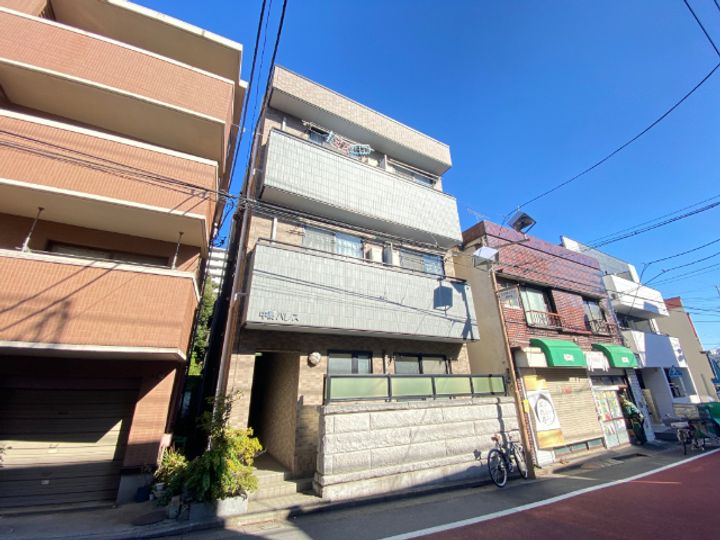 C中野パレスの外観