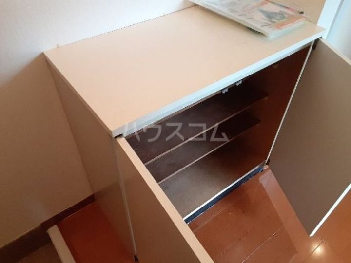 コミネマンションの玄関