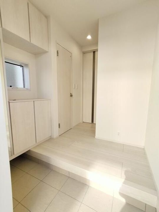 東京都練馬区谷原3(一戸建)の賃貸物件の玄関