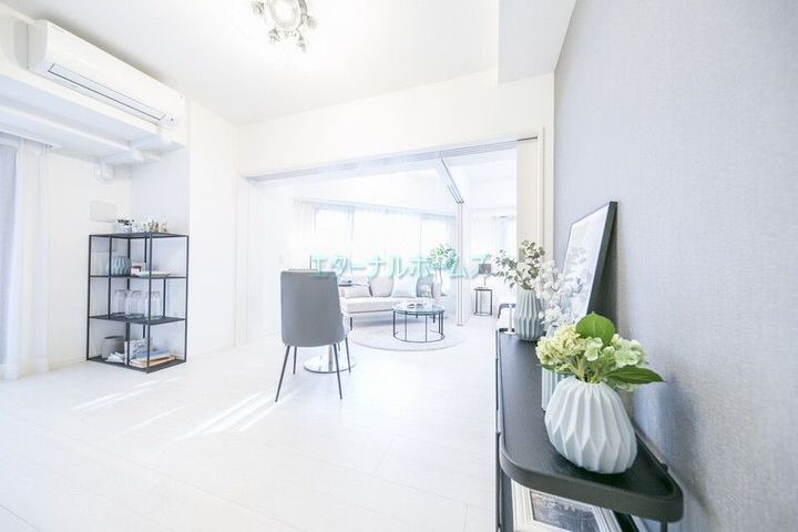 東京都千代田区神田須田町2(マンション)の賃貸物件の居間