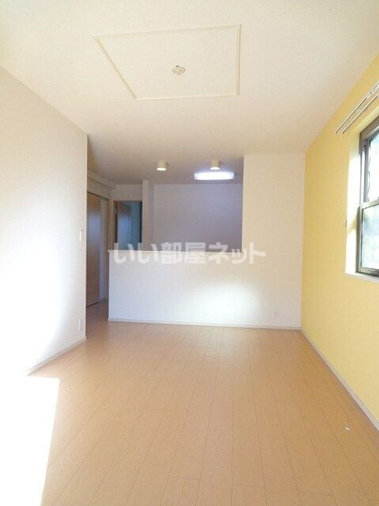 ユーサンヒルズ Aの居間