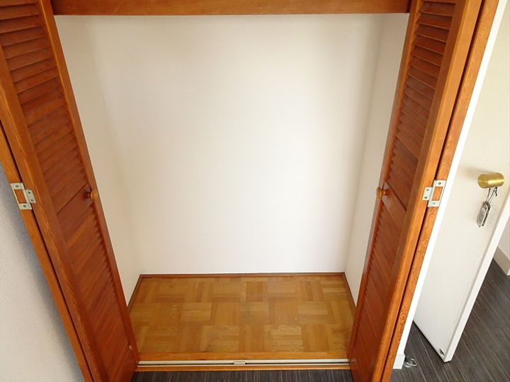 東京都杉並区和泉1(マンション)の賃貸物件の内装