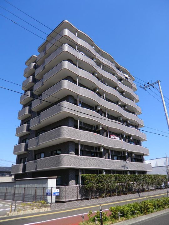 ラ・フォーレ富沢の外観