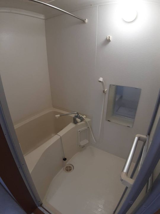 新潟県新潟市中央区鳥屋野2(一戸建)の賃貸物件の風呂