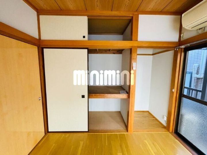 たつた荘の内装