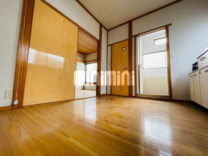 たつた荘の居間