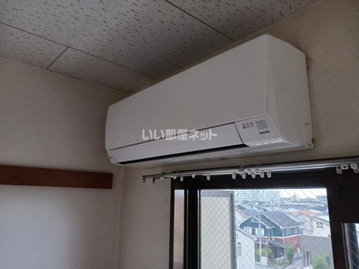 シャトル弐番館の内装